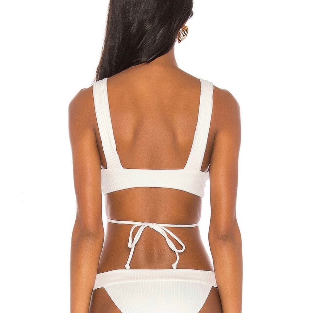 Lovers and Friends Sade Top in White - Picture 3 of 9